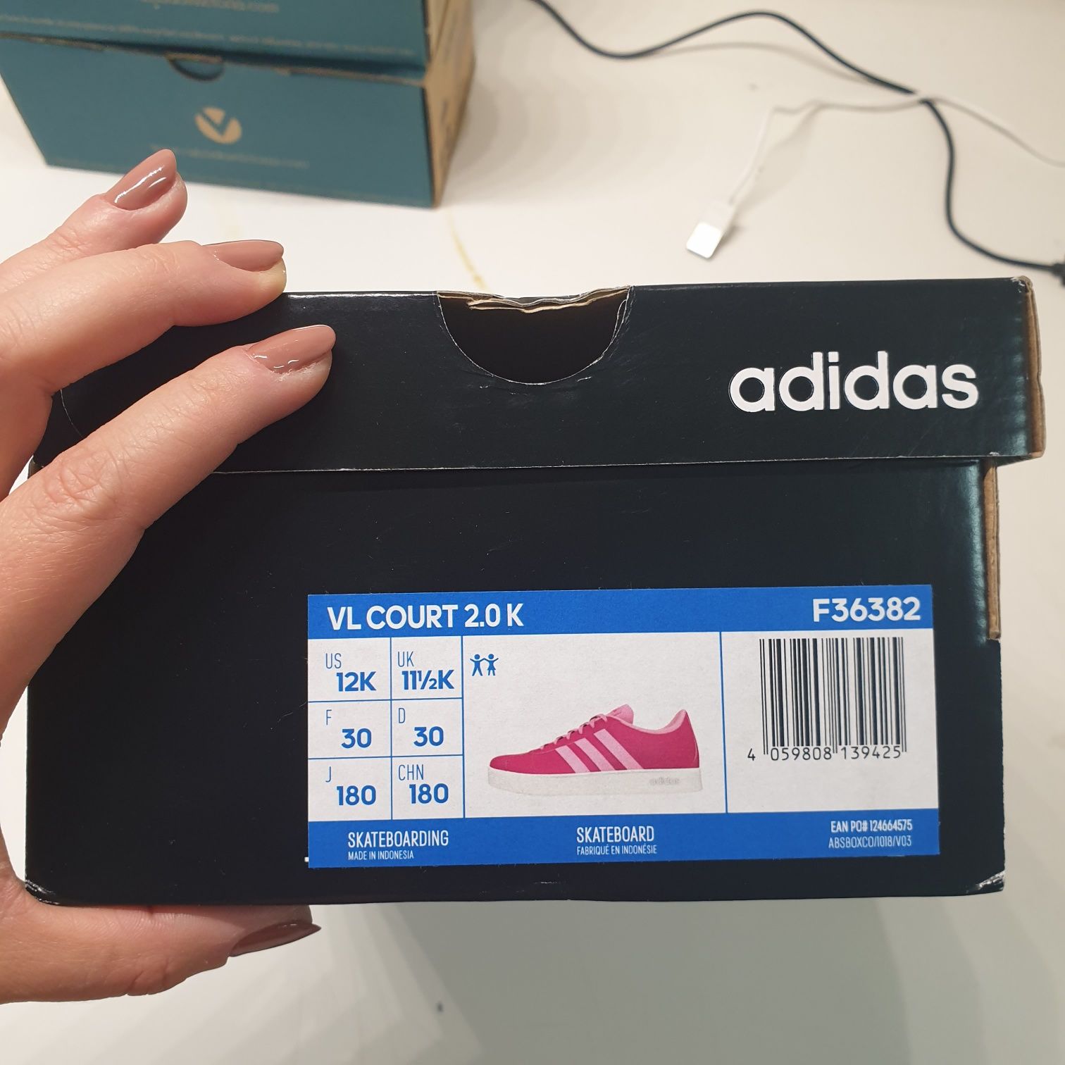 Adidas menina NOVOS