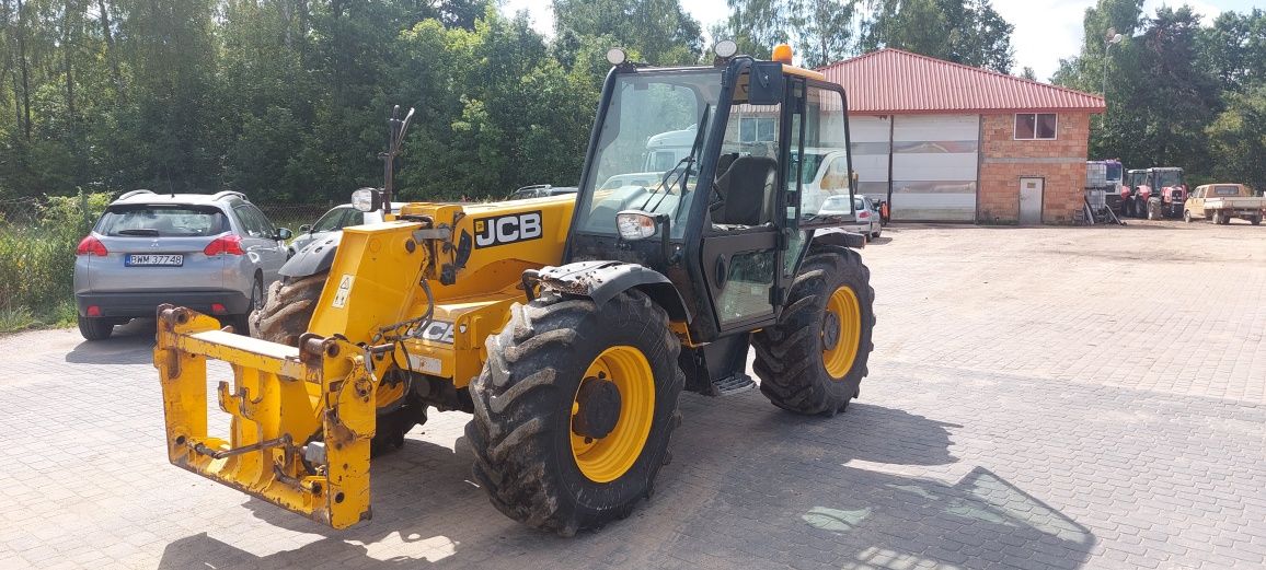 Ladowarka teleskopowa jcb 526-56  2011r.