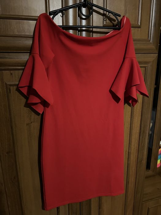 Плаття червоне вечірнє
