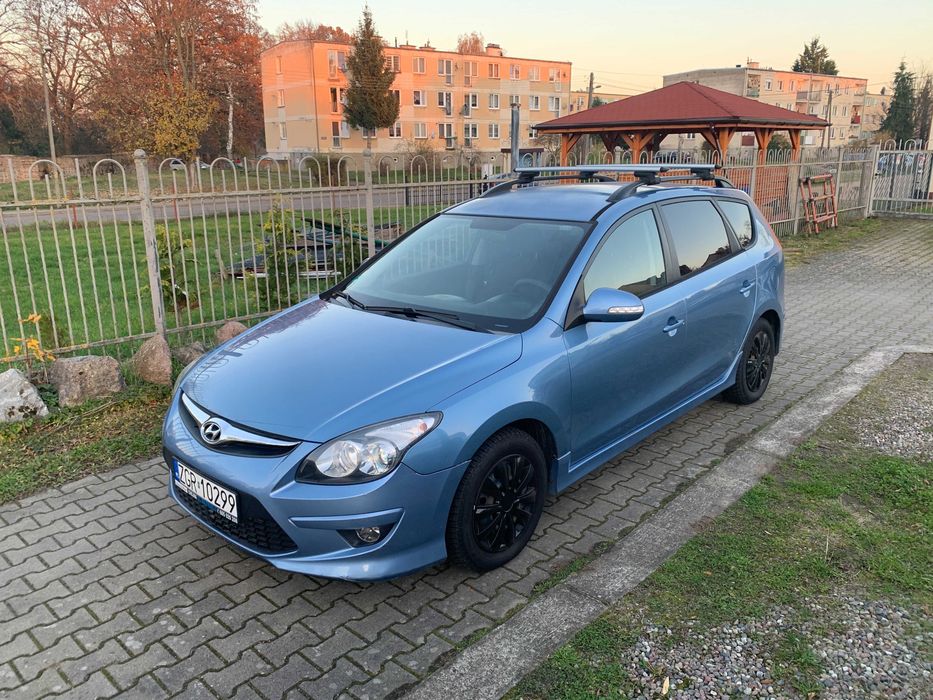 HYUNDAI i30 2011r. // 1.4 / 109 KM // Bezwypadkowy // 1 właściciel //