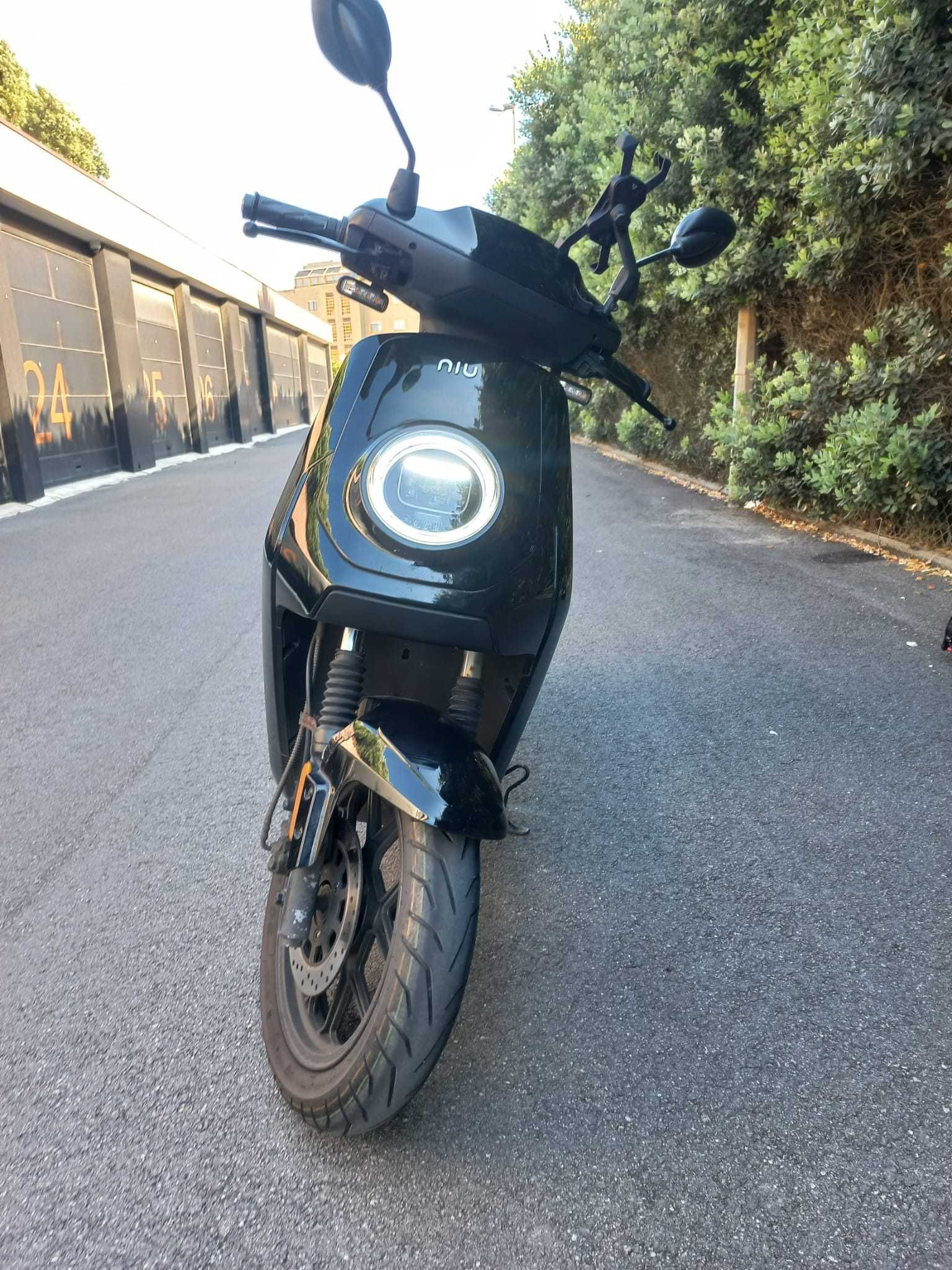 Scooter Niu Mqi Gt