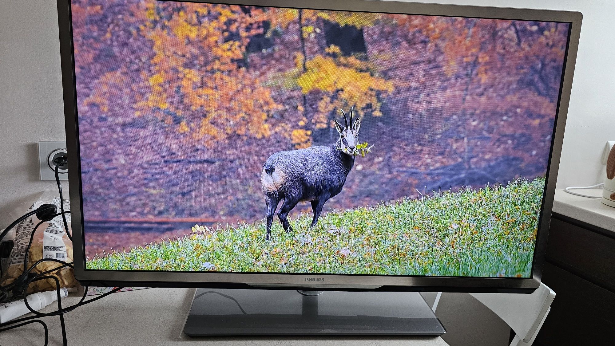 Telewizor LED Philips 40 cale hdmi USB  Gwarancja 3msc!!