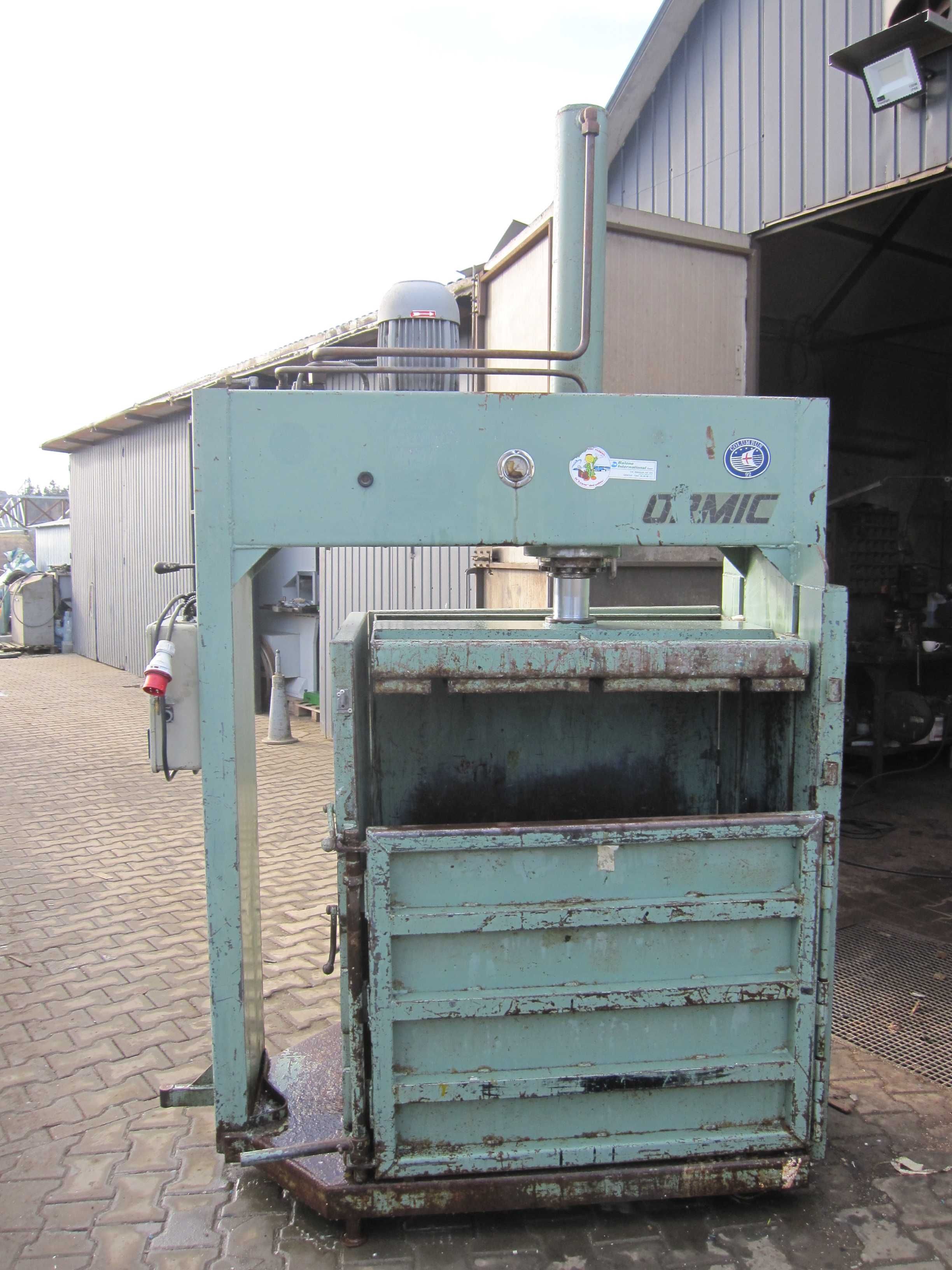 Prasa do makulatury folii puszek belownica  hydrauliczna ORMIC