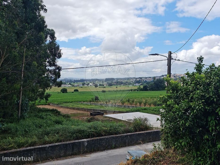 Moradia T4 para venda