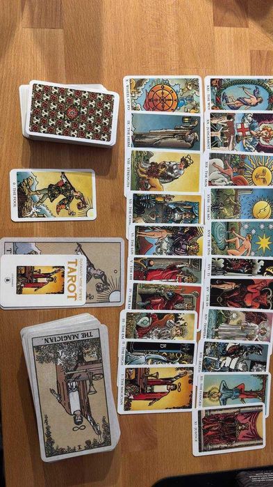 Radiant Wise Spirit Tarot mini Таро Сяючого Мудрого Духа Lo Scarabeo