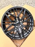 Нові Чорні диски R18 5x114,3 8j et38 титани литі легкосплавні Японці