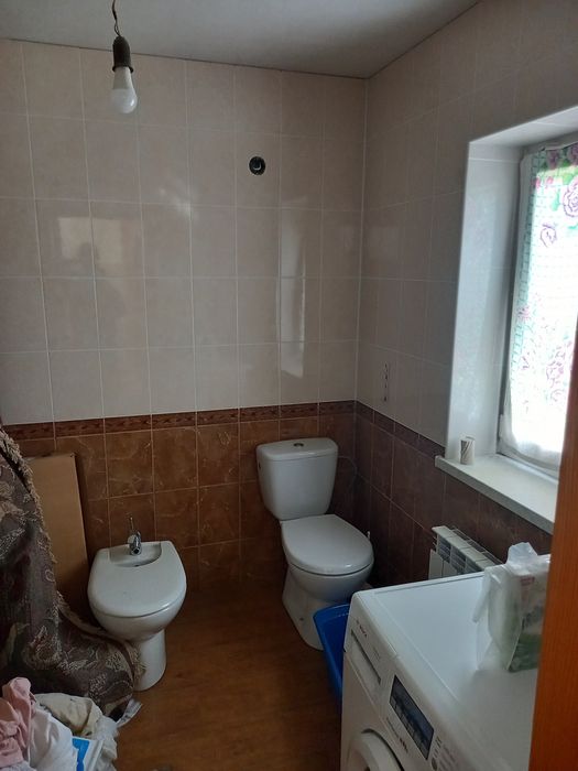 Продам будинок із кухнею