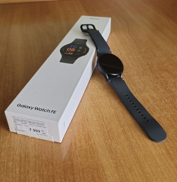 Срочно! Samsung Watch FE состояние почти новых!