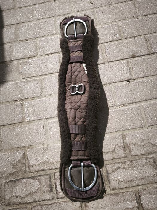 Popręg western futrzany 70 cm