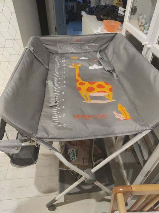 Przewijak składany na kółkach