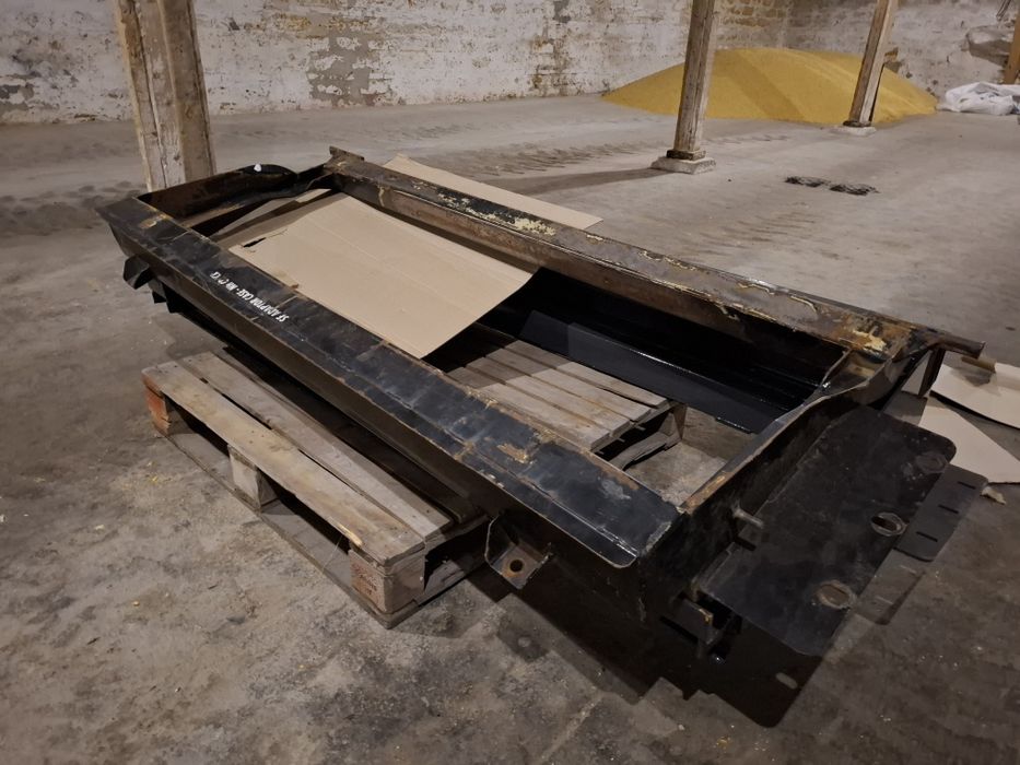 Рамка адаптер соняшникової жниварки Franco Fabril SF Case/New Holland