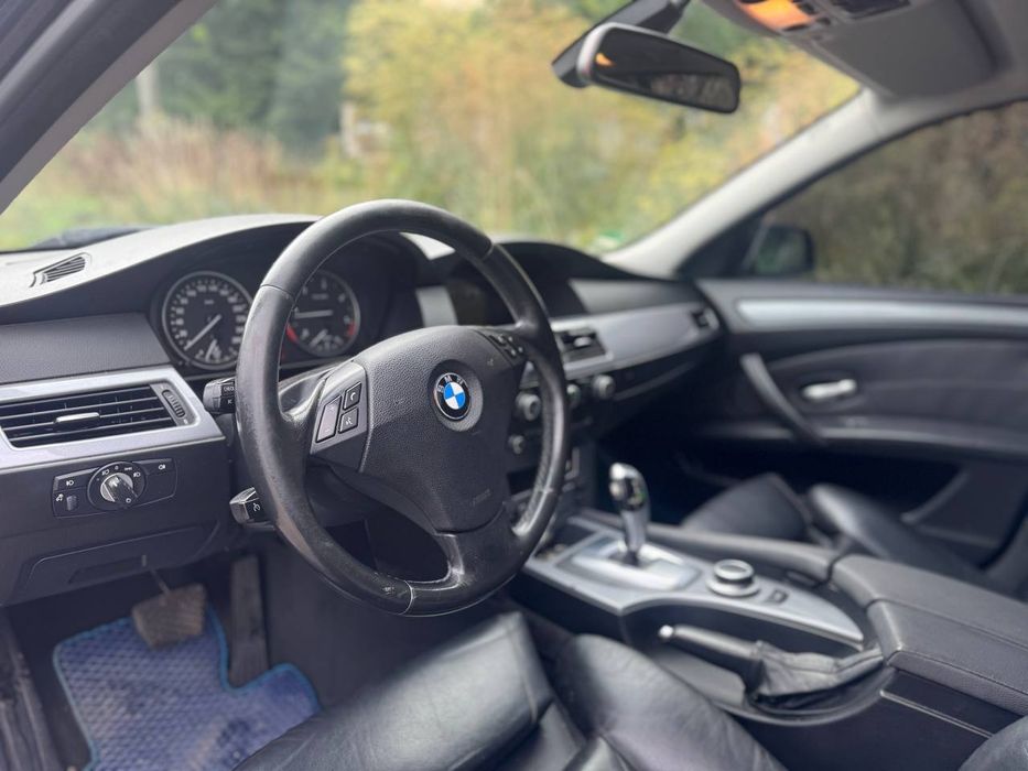 BMW E61 2.0d 2008