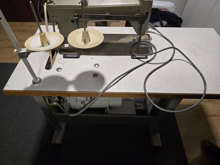 Maquina de costura Singer