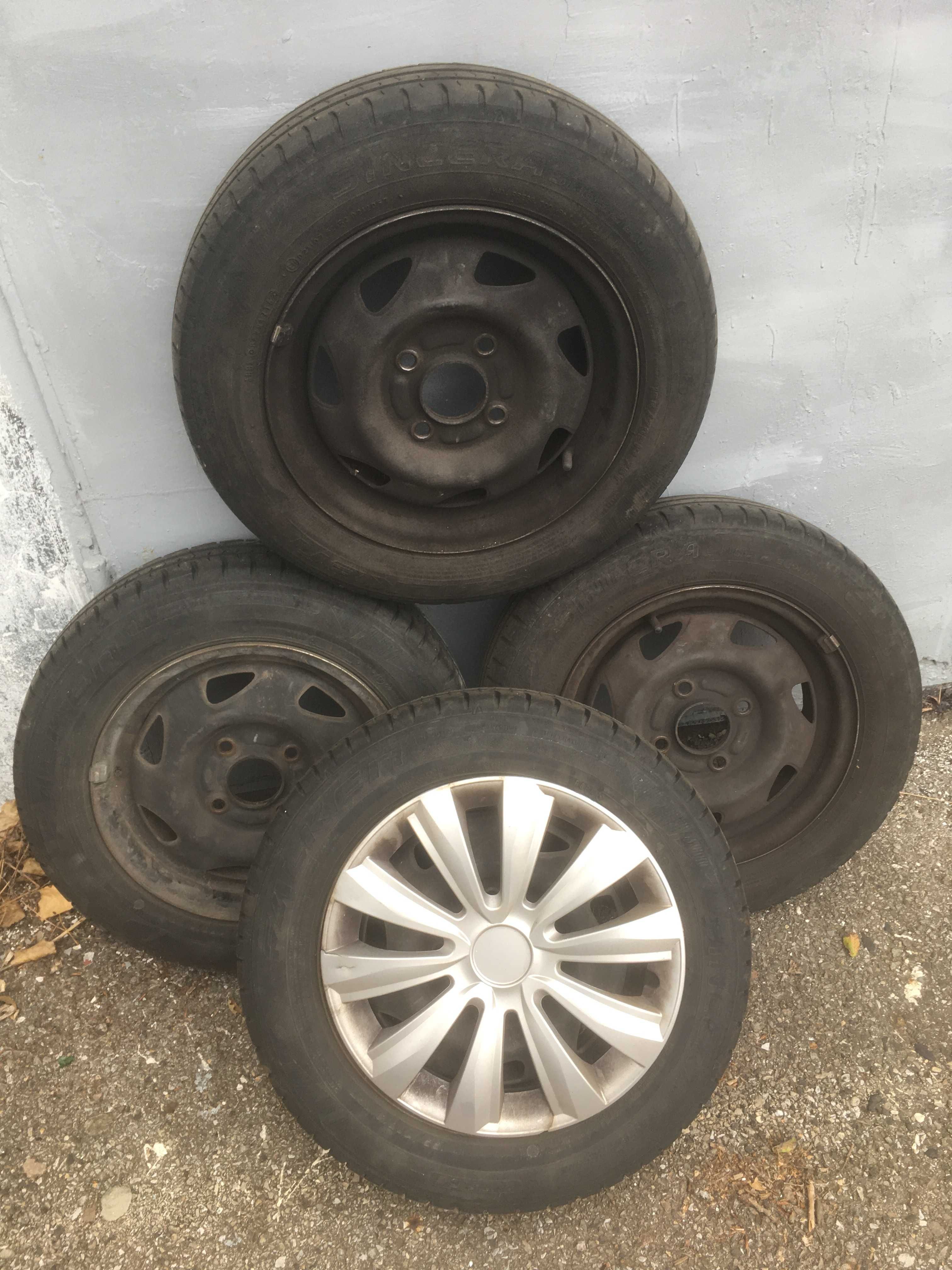 Ford Fiesta, Ka - 4 felgi 13" z oponami letnimi