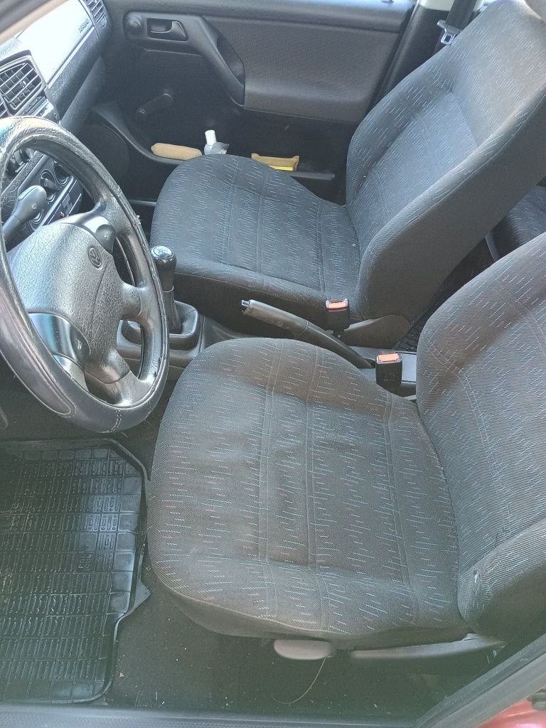 VW Golf III 1997r 1.4b stan bdb/OC 11.25/Pt 07.26r