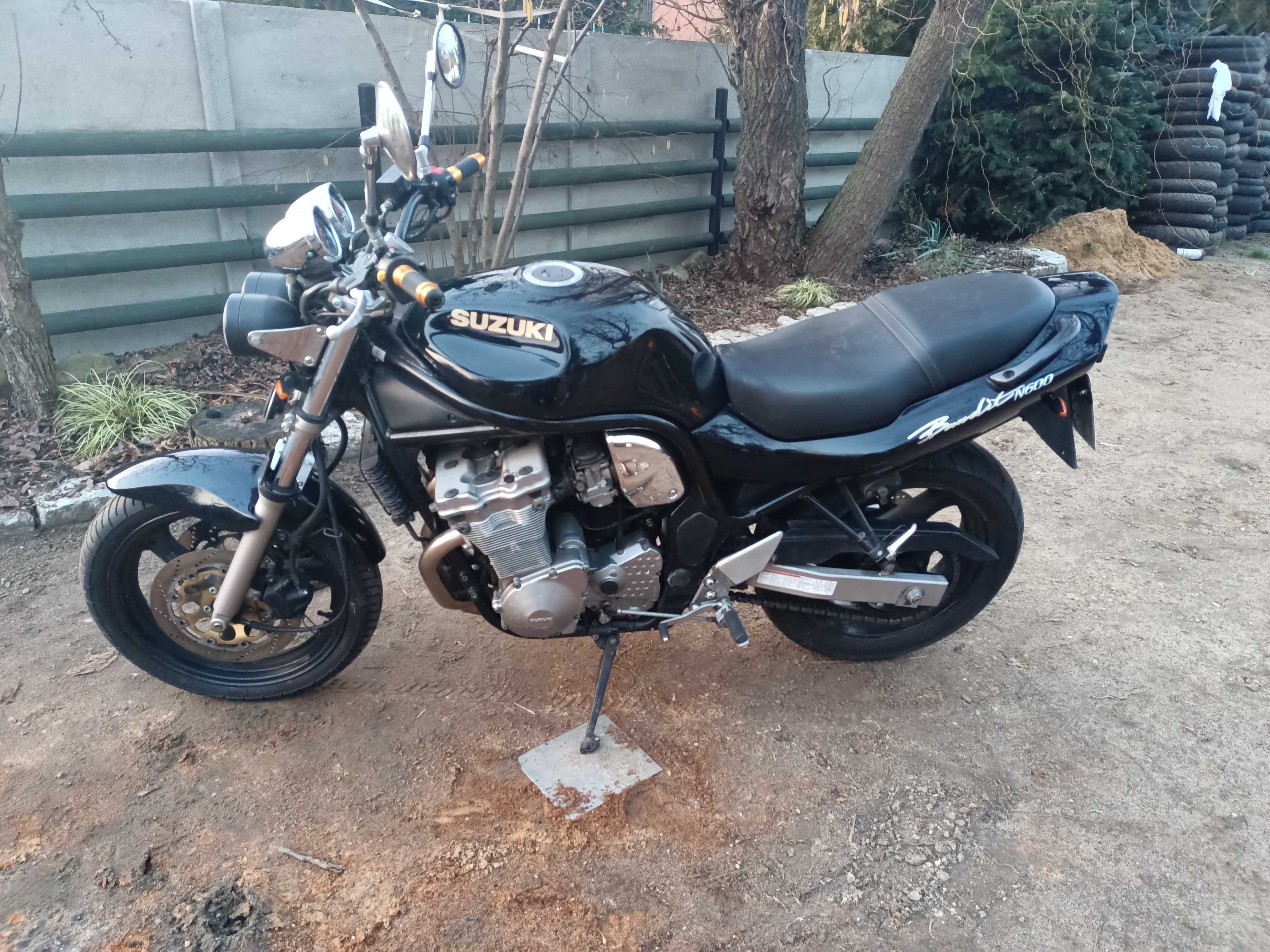 suzuki bandit 600