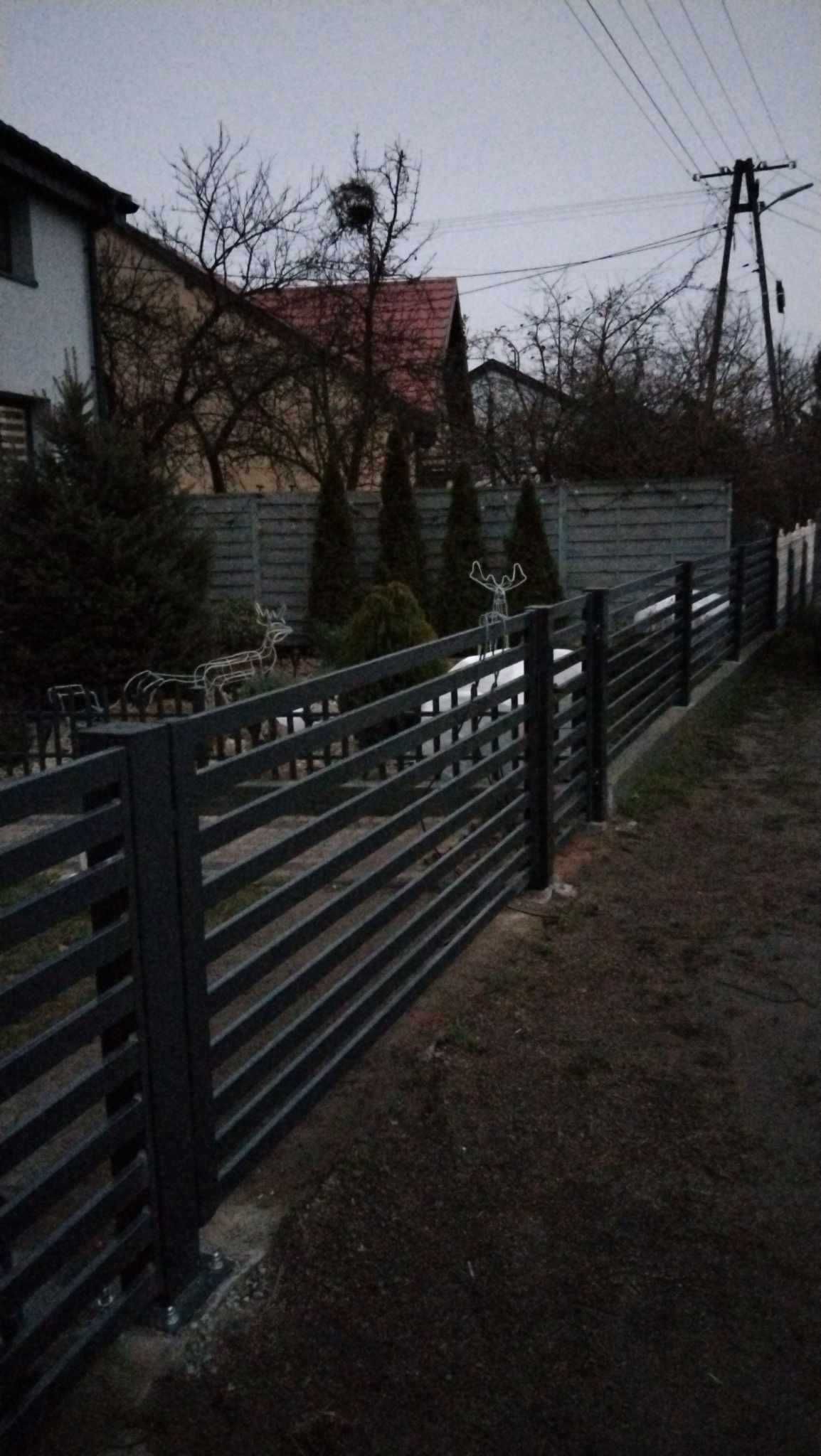 Montaż ogrodzeń panelowych i bram