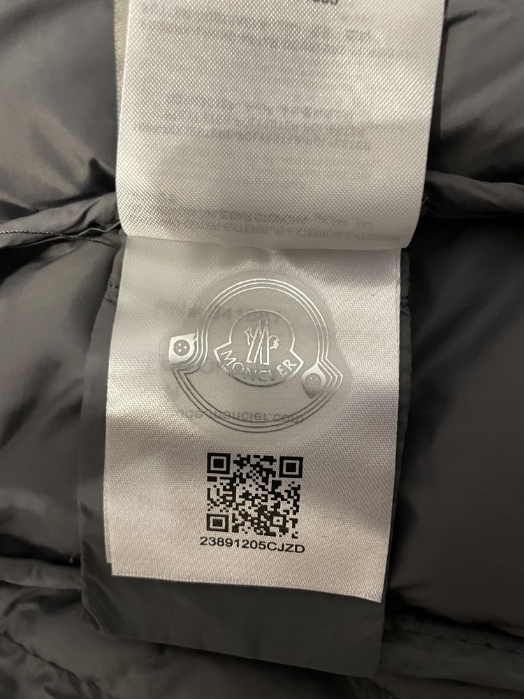 Куртка Moncler оригінал жіноча