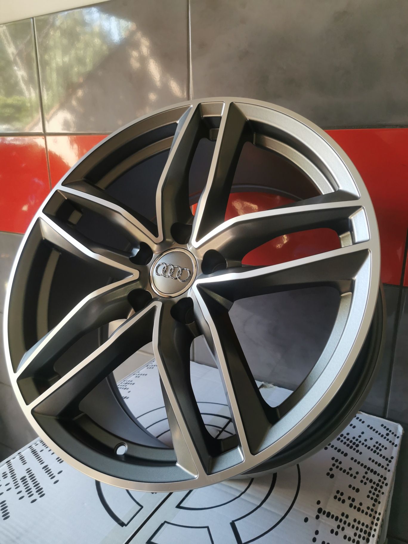 Nowe! Felgi 18" 5x112 Audi S-Line A4 A5 A6 A8 Q3 Q5 opony ET 35