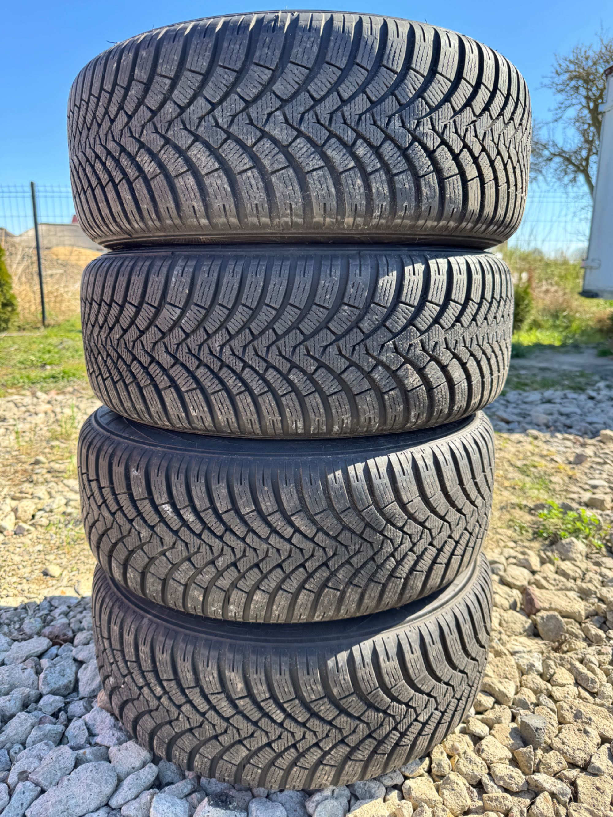 Audi A4 B7 Alufelgi+ Opony Falken 205/55 R16 M+S
