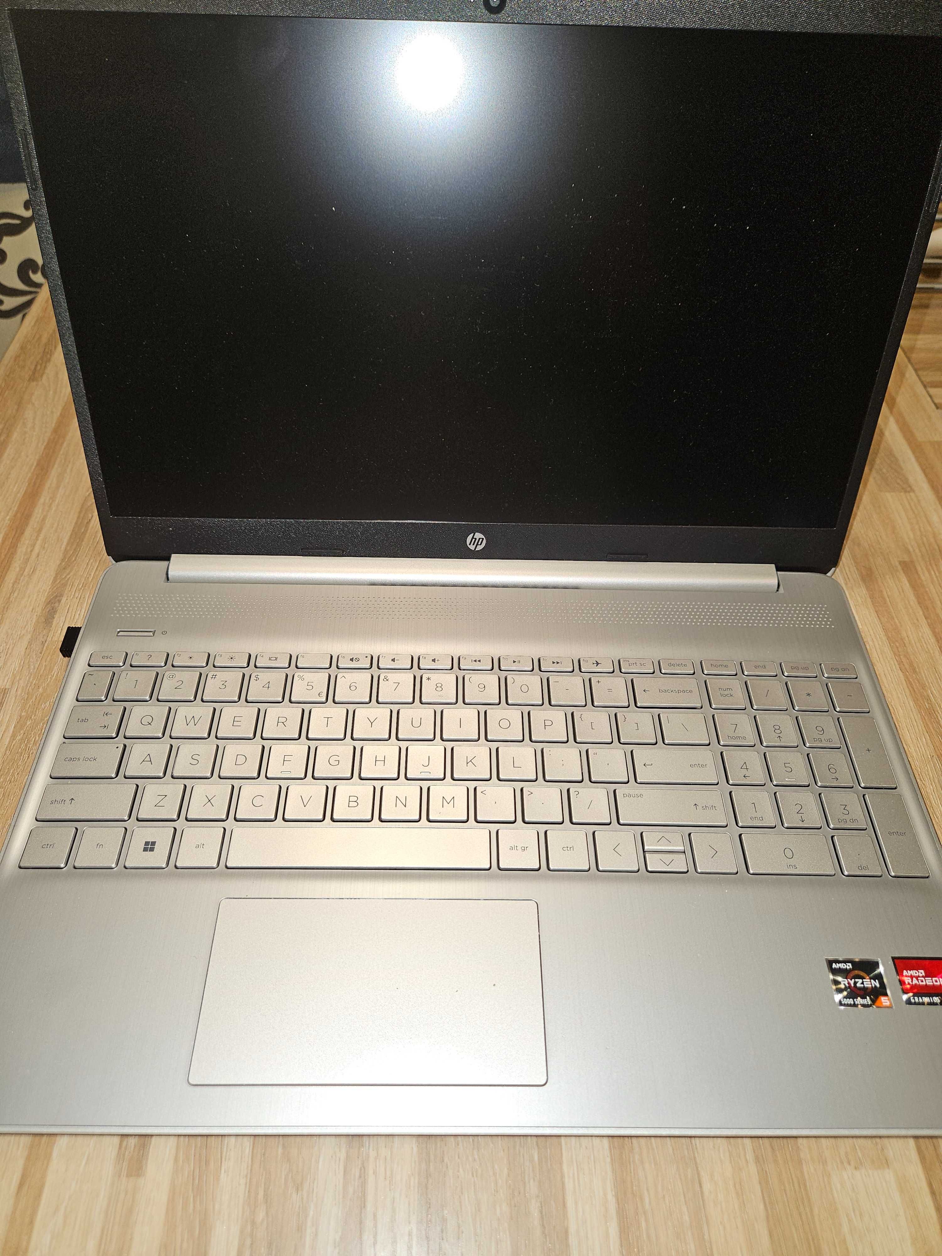 Laptop HP 15s-eq2232nw 15,6" R5 5500U 8GB RAM 512GB Dysk SSD Win11