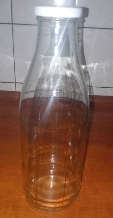 Butelka szklana poj. 1 litr idealna na przetwory
