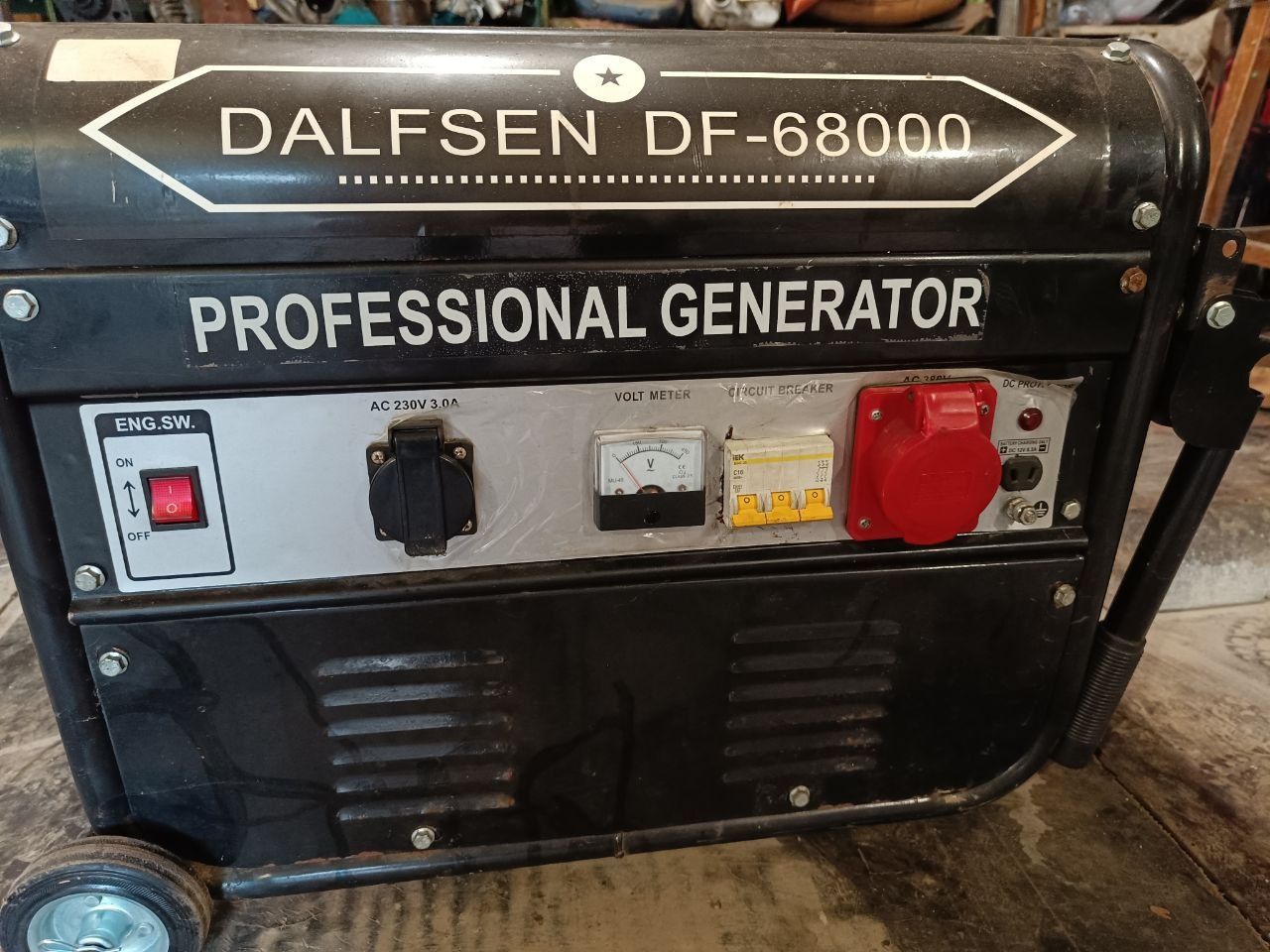 Генератор DALFSEN DF-68000 

DF-68000 в