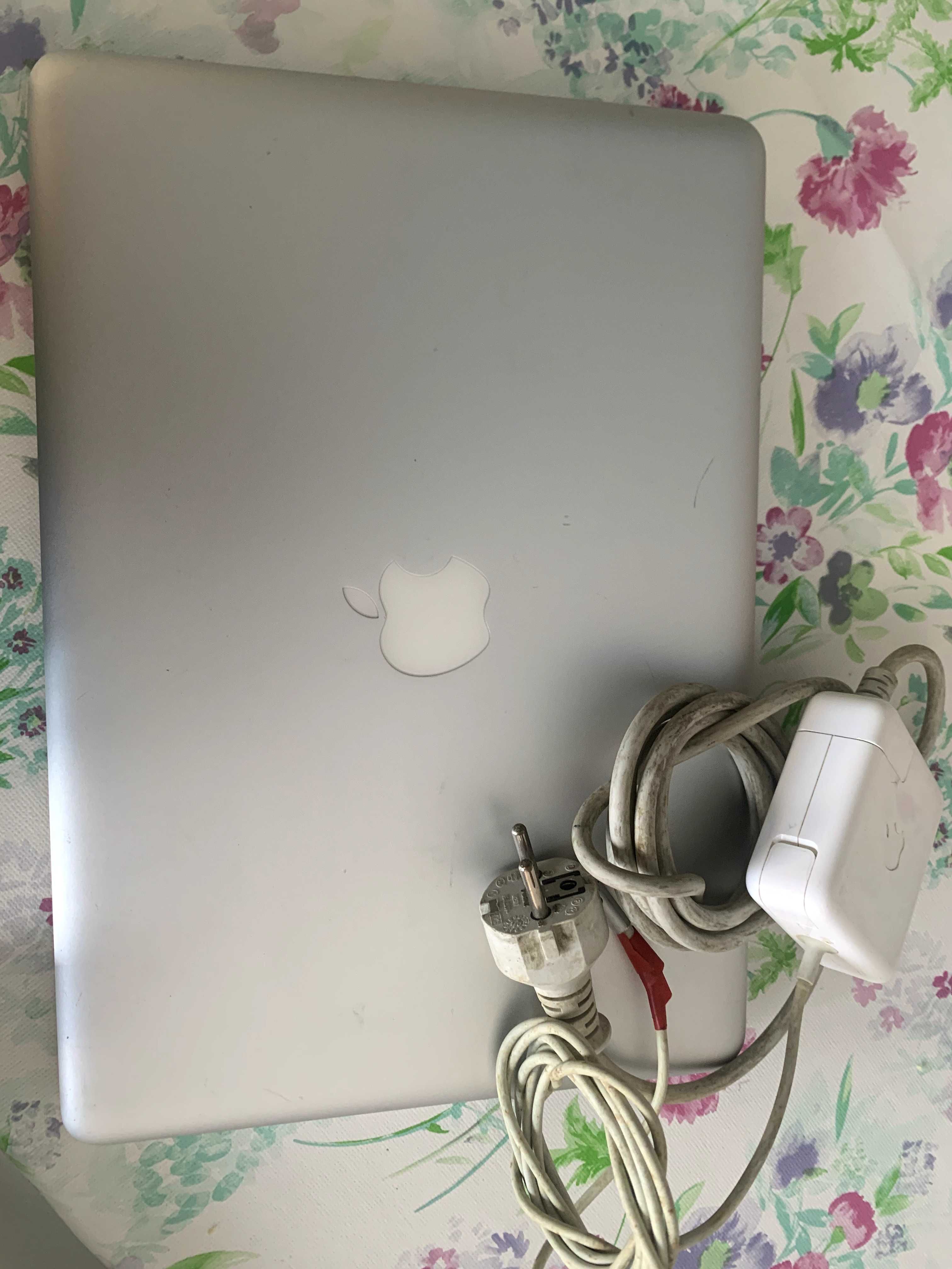 Apple MacBook Pro 1TB