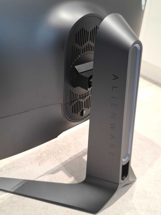 Monitor gamingowy Dell Alienware AW2521H 360Hz