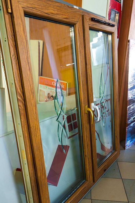 Продам металопластикові вікна нові та б.в.