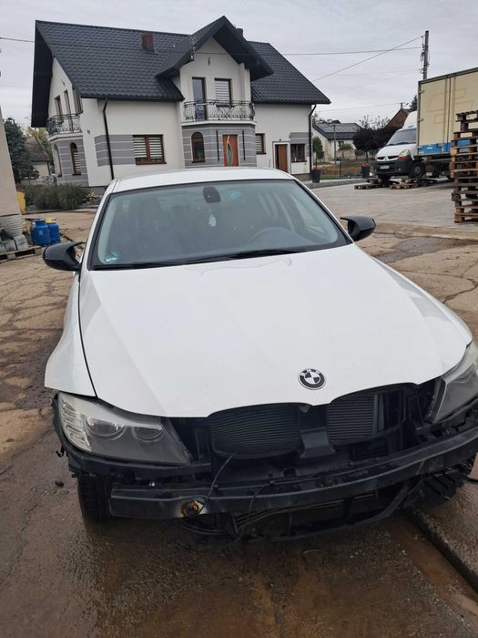 BMW e90 polift 2011r