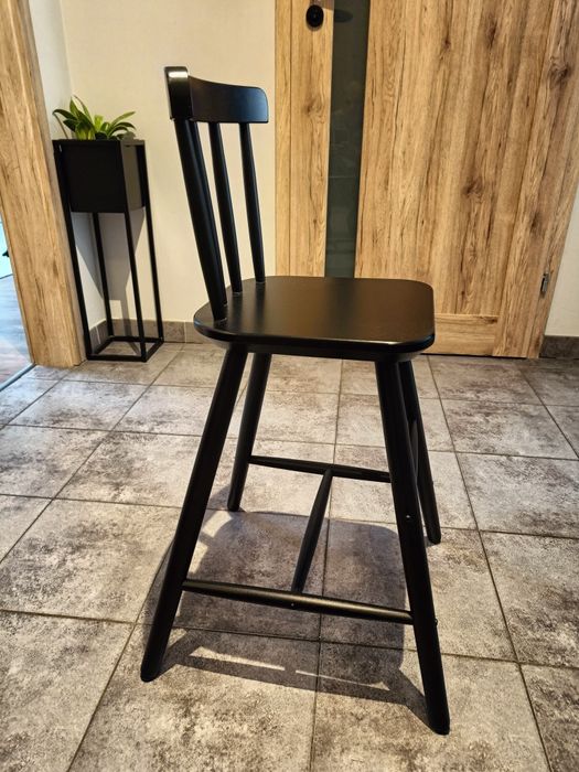 Krzesło nowe dla dziecka Ikea Agam.