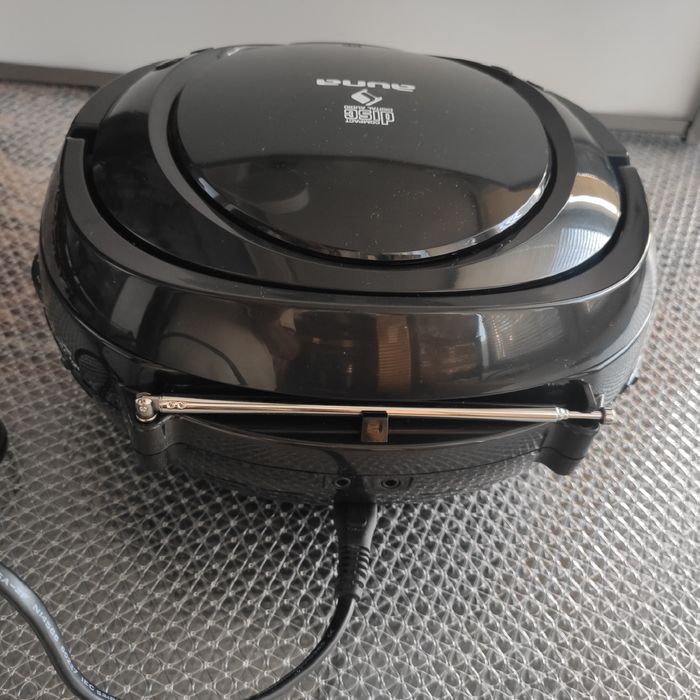 Бумбокс радиоприемник Auna Roadie CD FM Radio