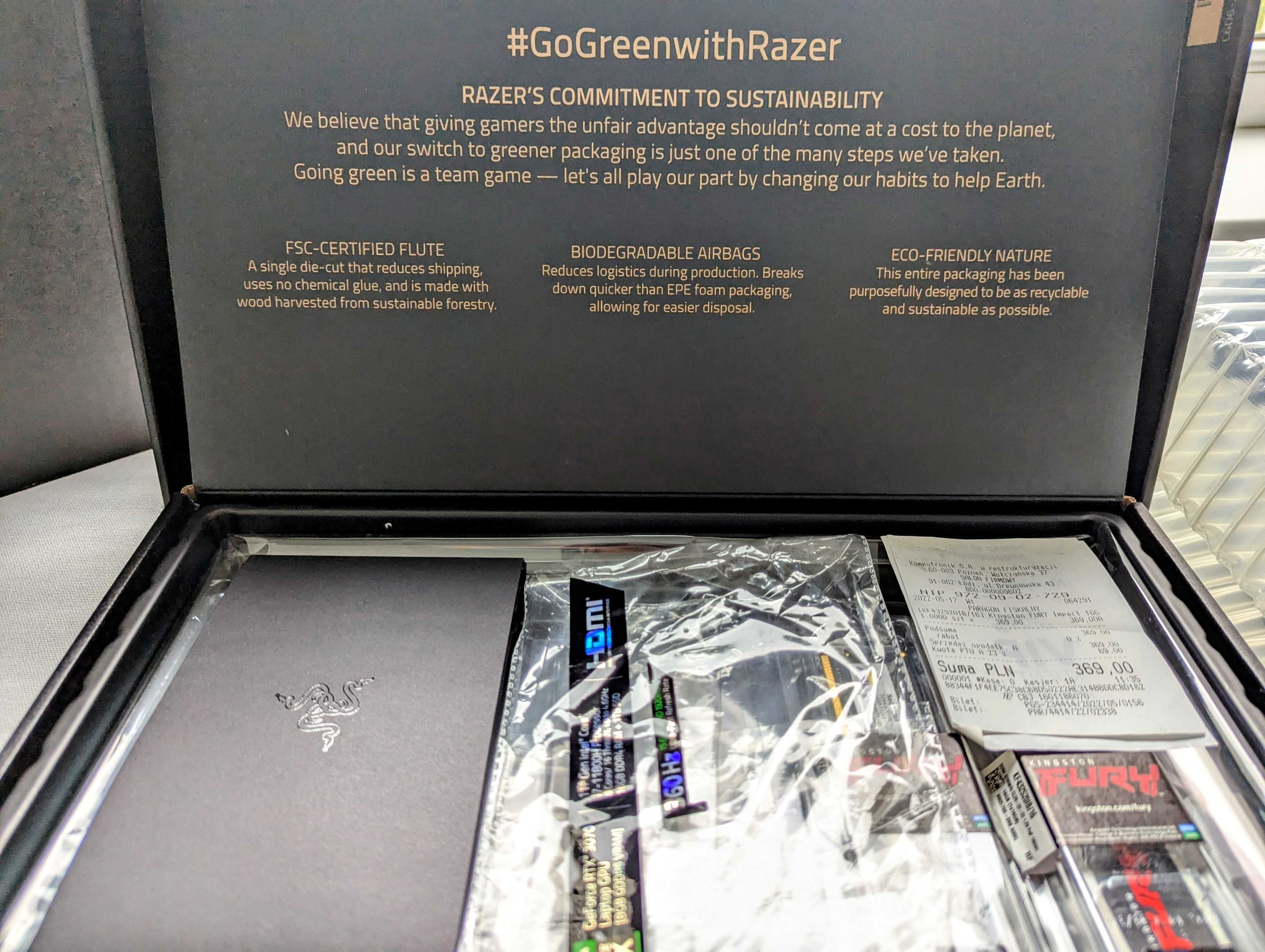Laptop Razer Blade 15 Advanced i7-11800H 32GB RTX3070 1TB