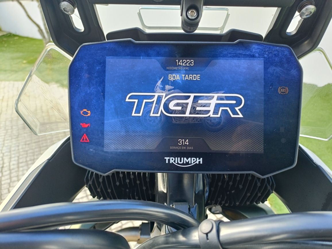 Triumph 900 rally Pro 2022