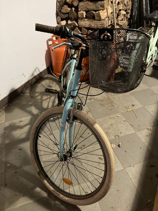 Bicicleta usada continente , sem uso ha 2 anos