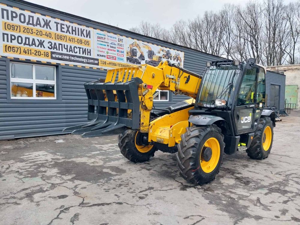 Телескопический погрузчик JCB 535-95