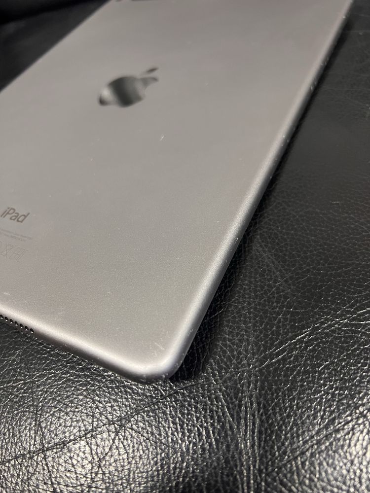Ipad air 2 a1567 LTE 64gb