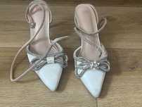 Buty na obcasie