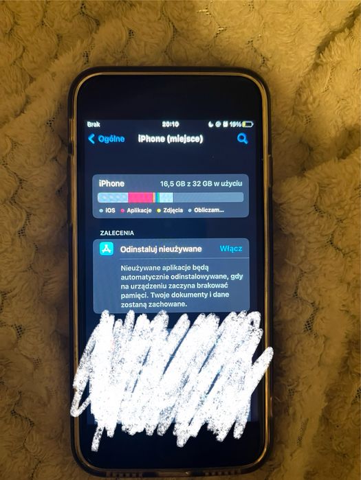sprzedam iPhone 7