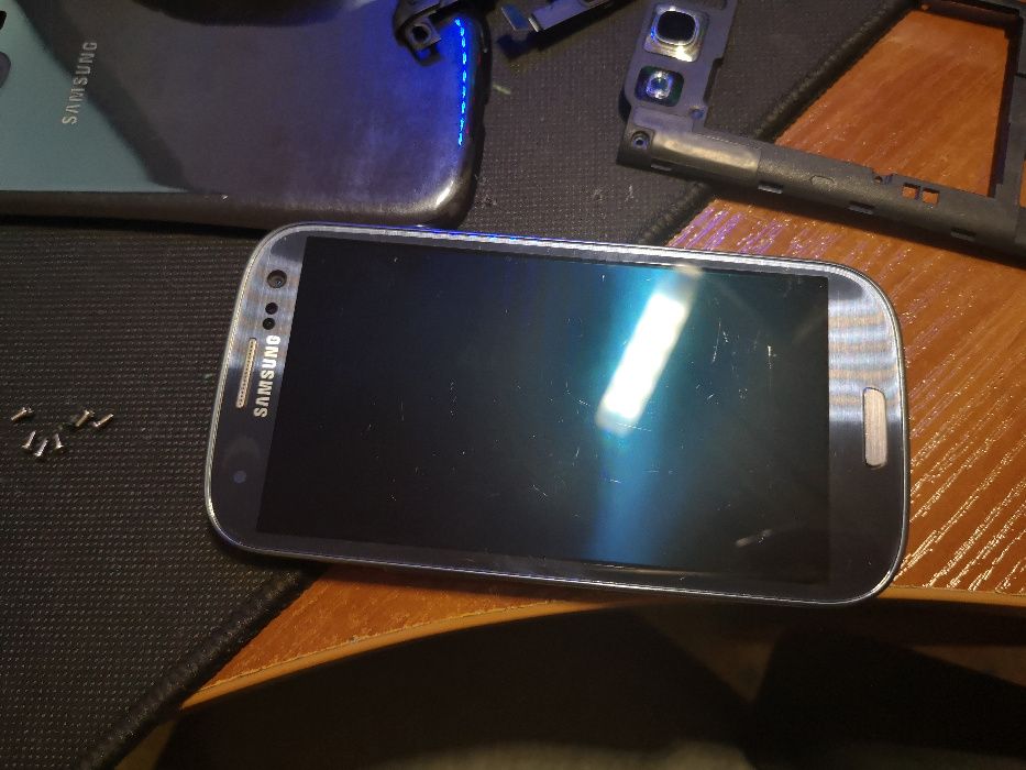 Андроид смартфон Samsung S3 Оригинал на запчасти