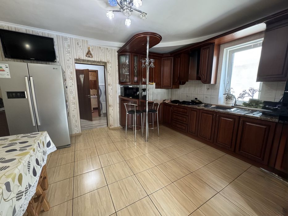 Капітальний, Затишний будинок з ремонтом р- н Нова Балашівка