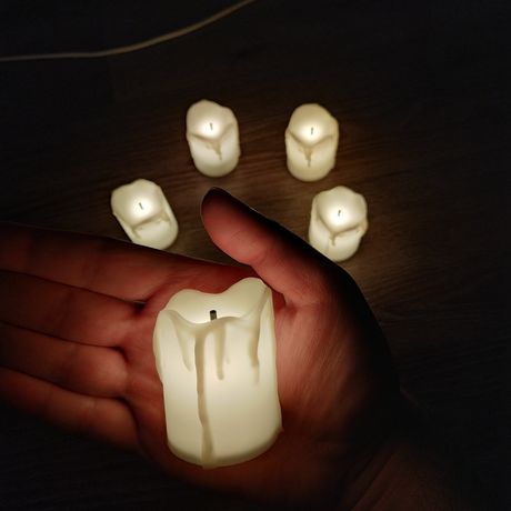 Електронна свічка тепле світло штучна пластикова на батарейках LED