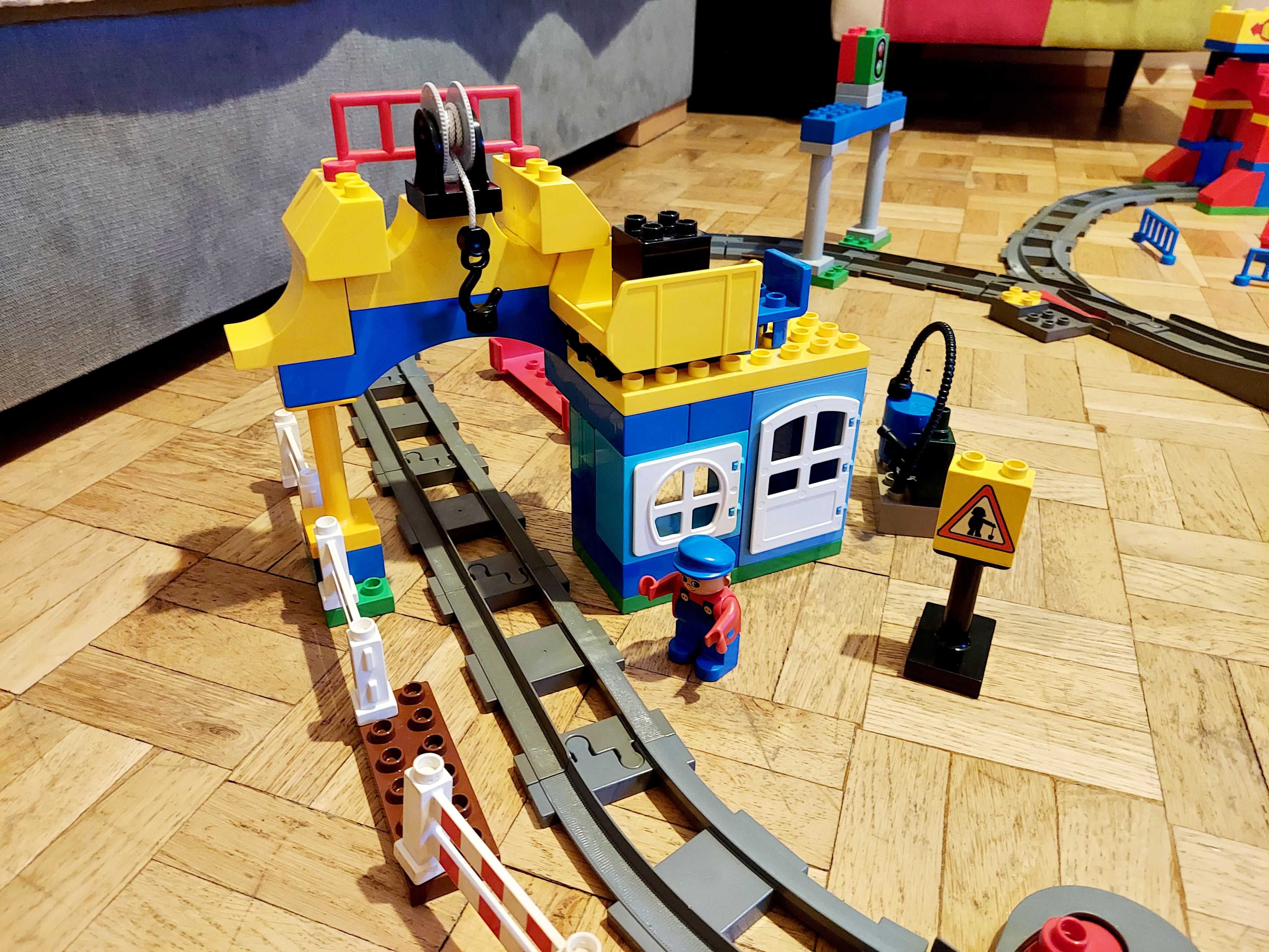 Lego Duplo pociągi kolejka elektryczna 10508 + dodatki