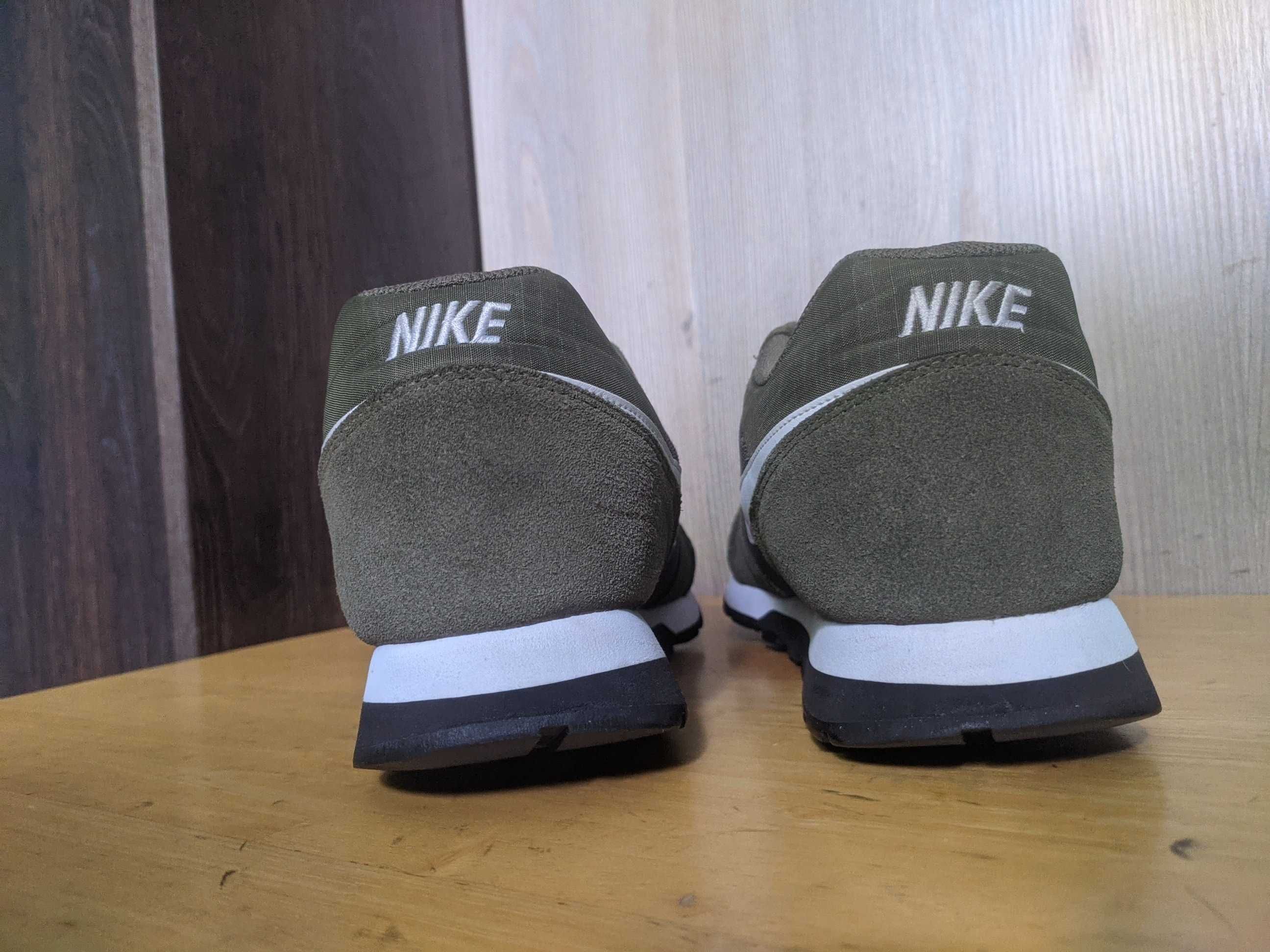 Nike MD Runner 2 - кросівки