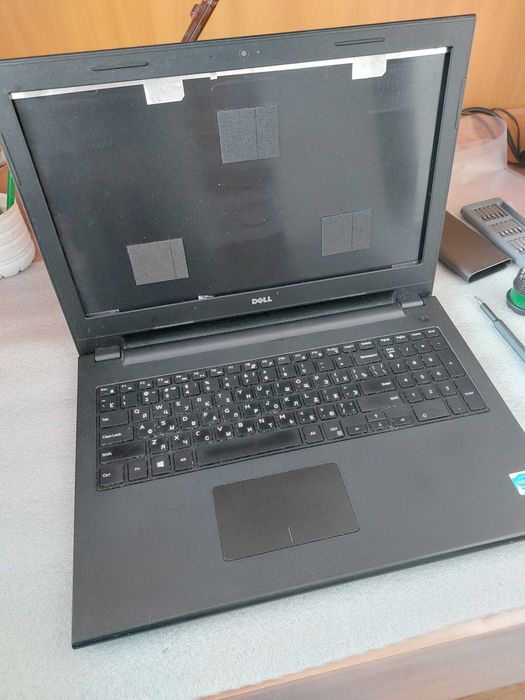 Професійна розбірка ноутбука Dell Inspiron 15 3878