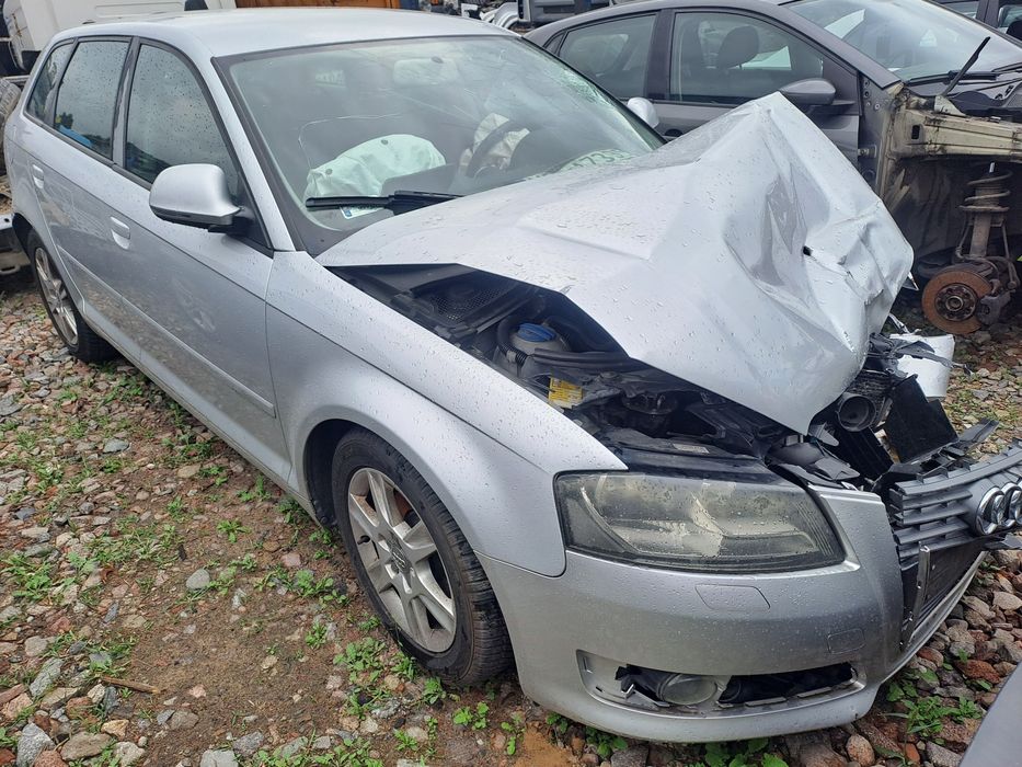 Audi a3 8p na części vag LX7W