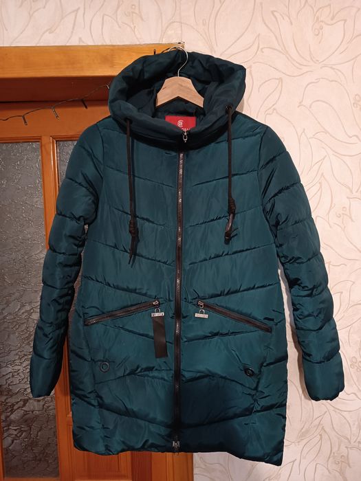 Зимовий теплий пуховик