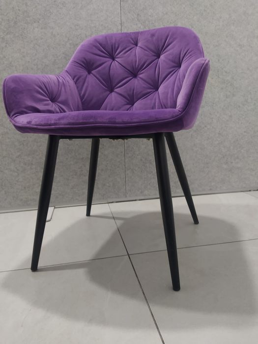 Krzesło welurowe