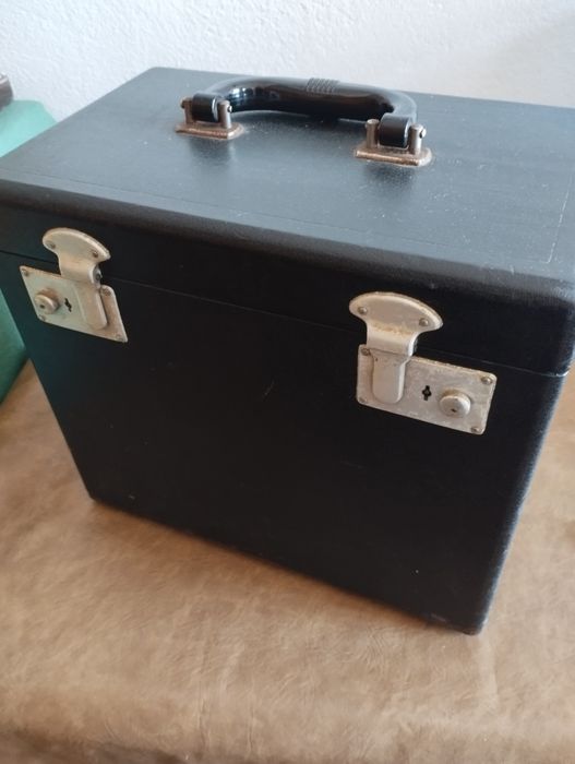 Máquina de costura elétrica SINGER